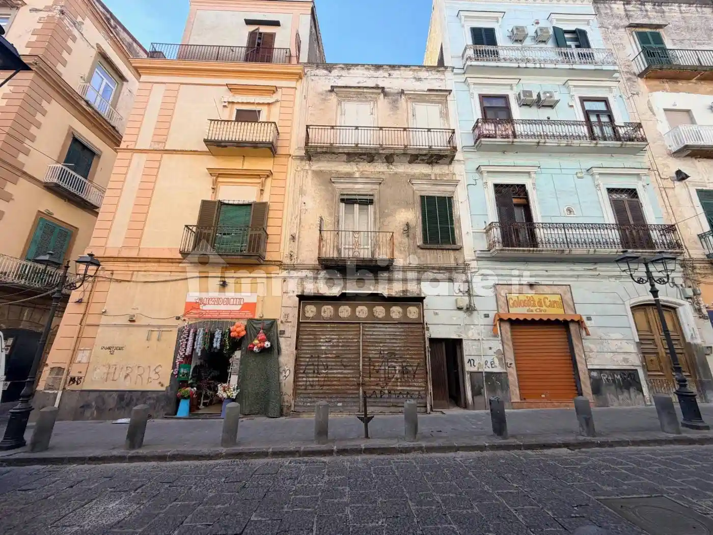 Palazzo - Edificio in vendita a Torre del Greco