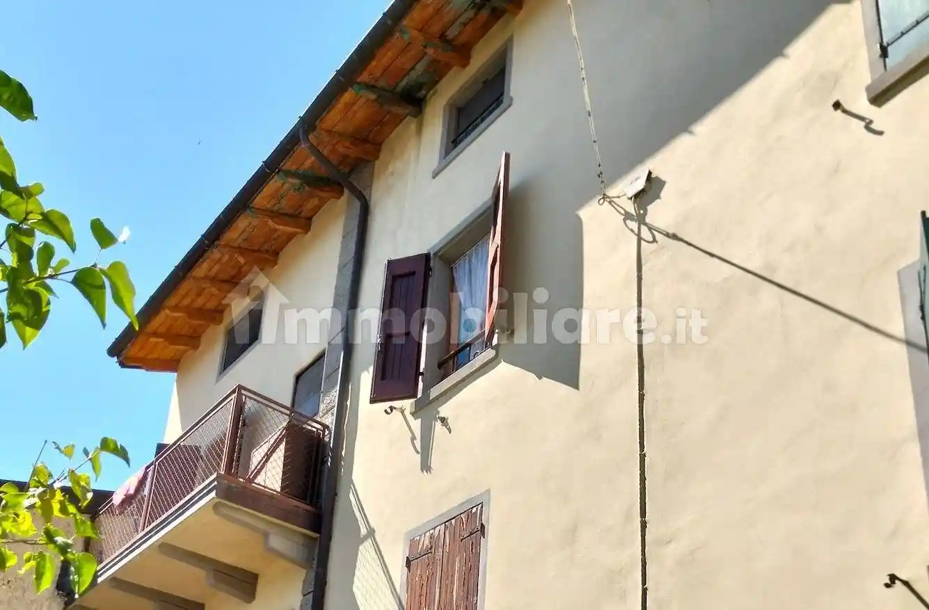 Appartamento in vendita a Lizzano in Belvedere