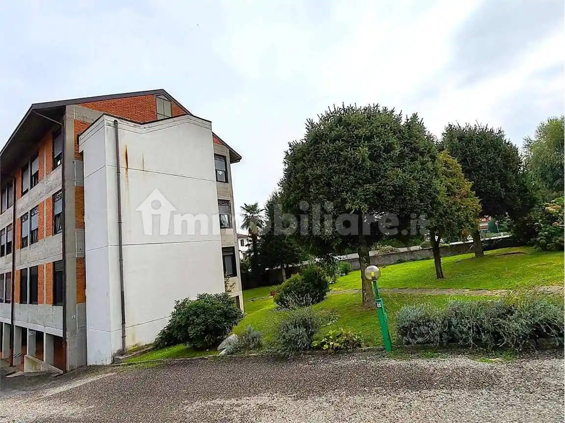 Appartamento in vendita a Olgiate Comasco