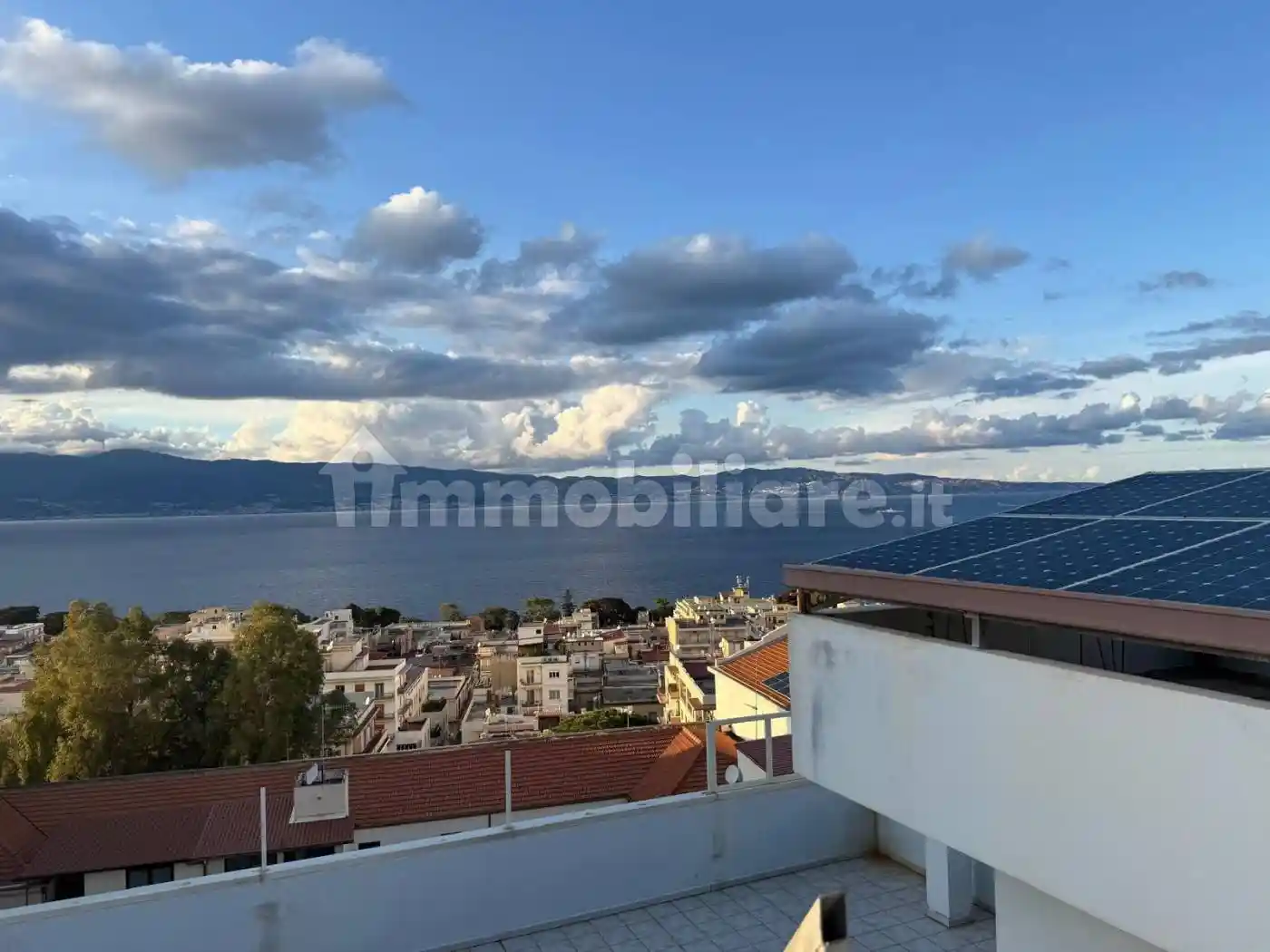 Palazzo - Edificio in vendita a Reggio Calabria