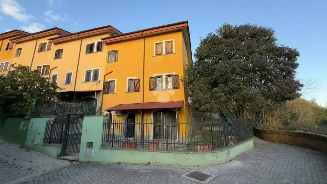 Villetta a schiera in vendita a Castelnuovo di Porto