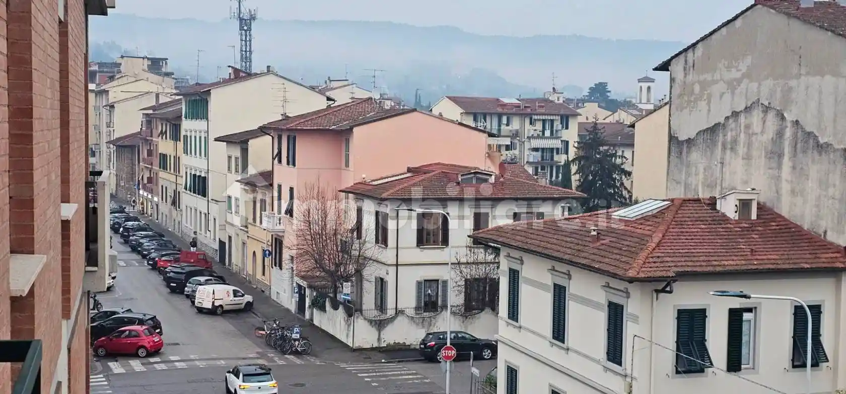 Appartamento in vendita a Firenze