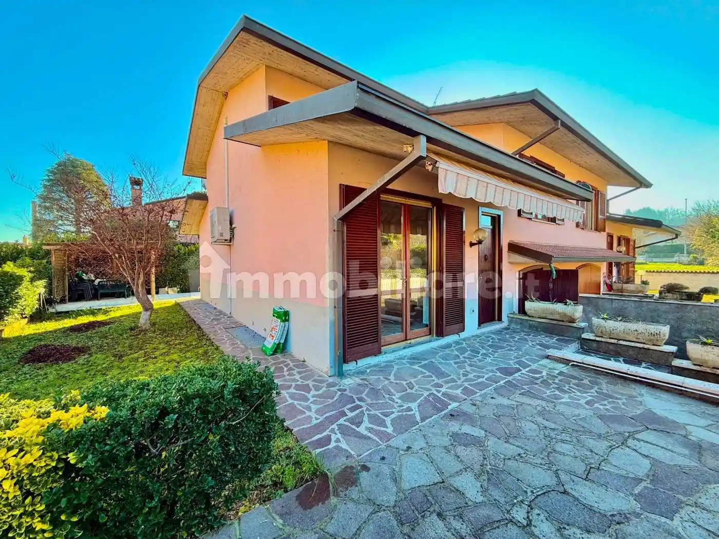 Villa in vendita a San Colombano al Lambro