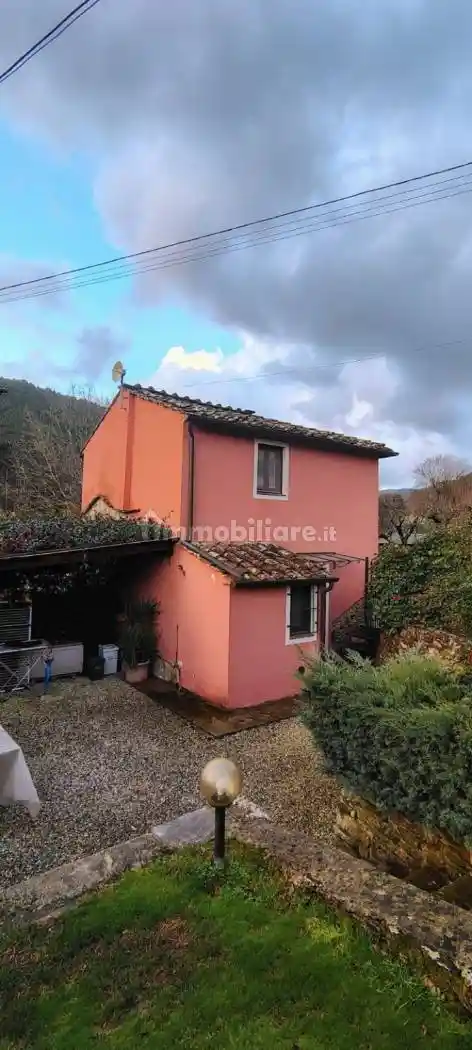 Rustico - Casale in vendita a Capannori