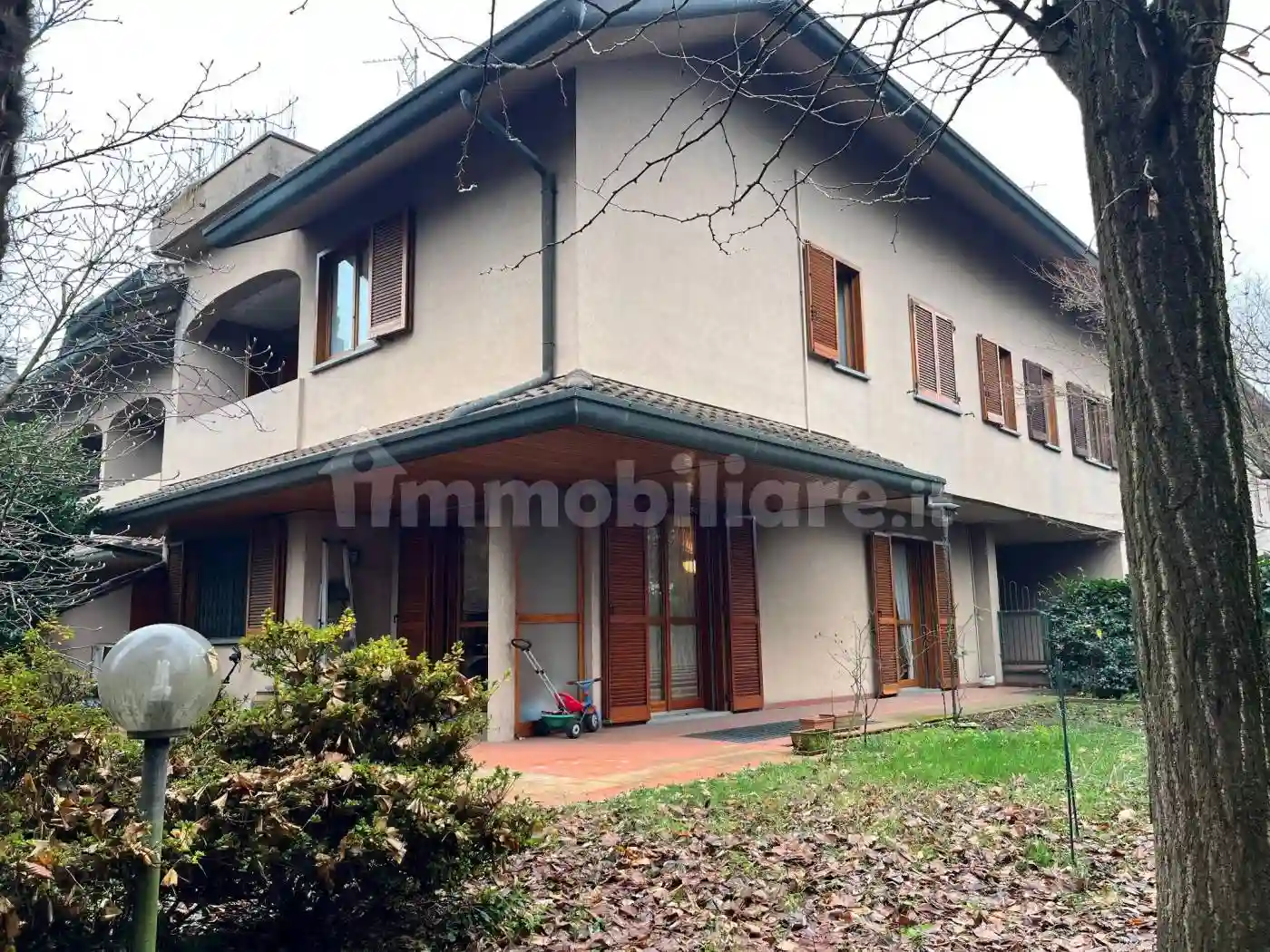Villa - foto 2
