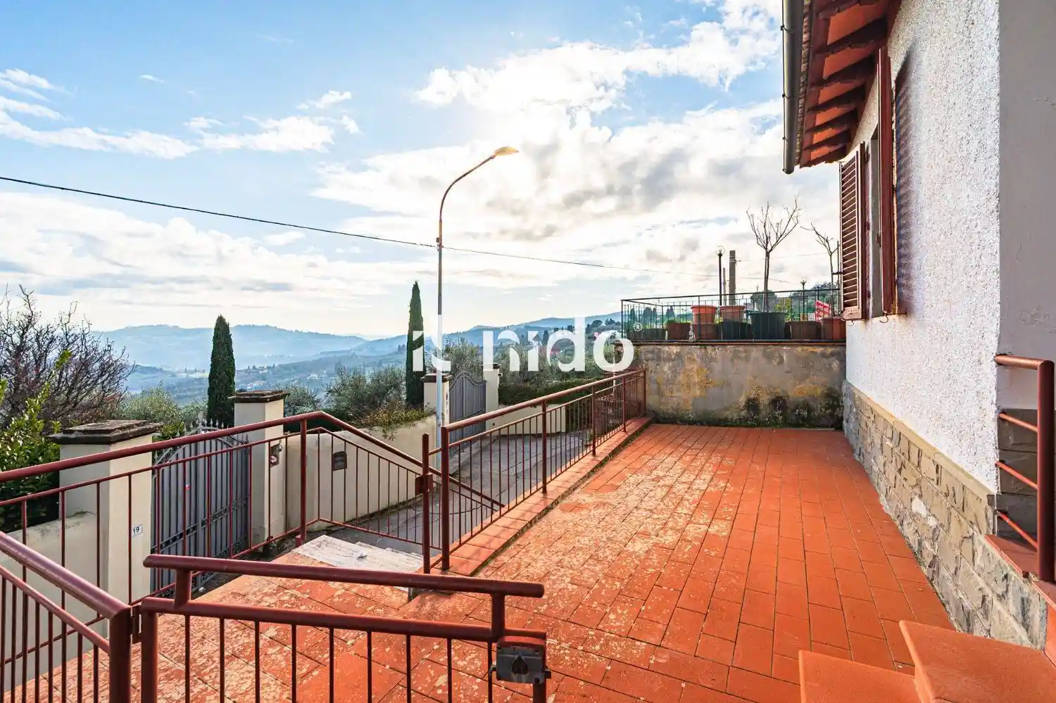 Villa in vendita a Carmignano