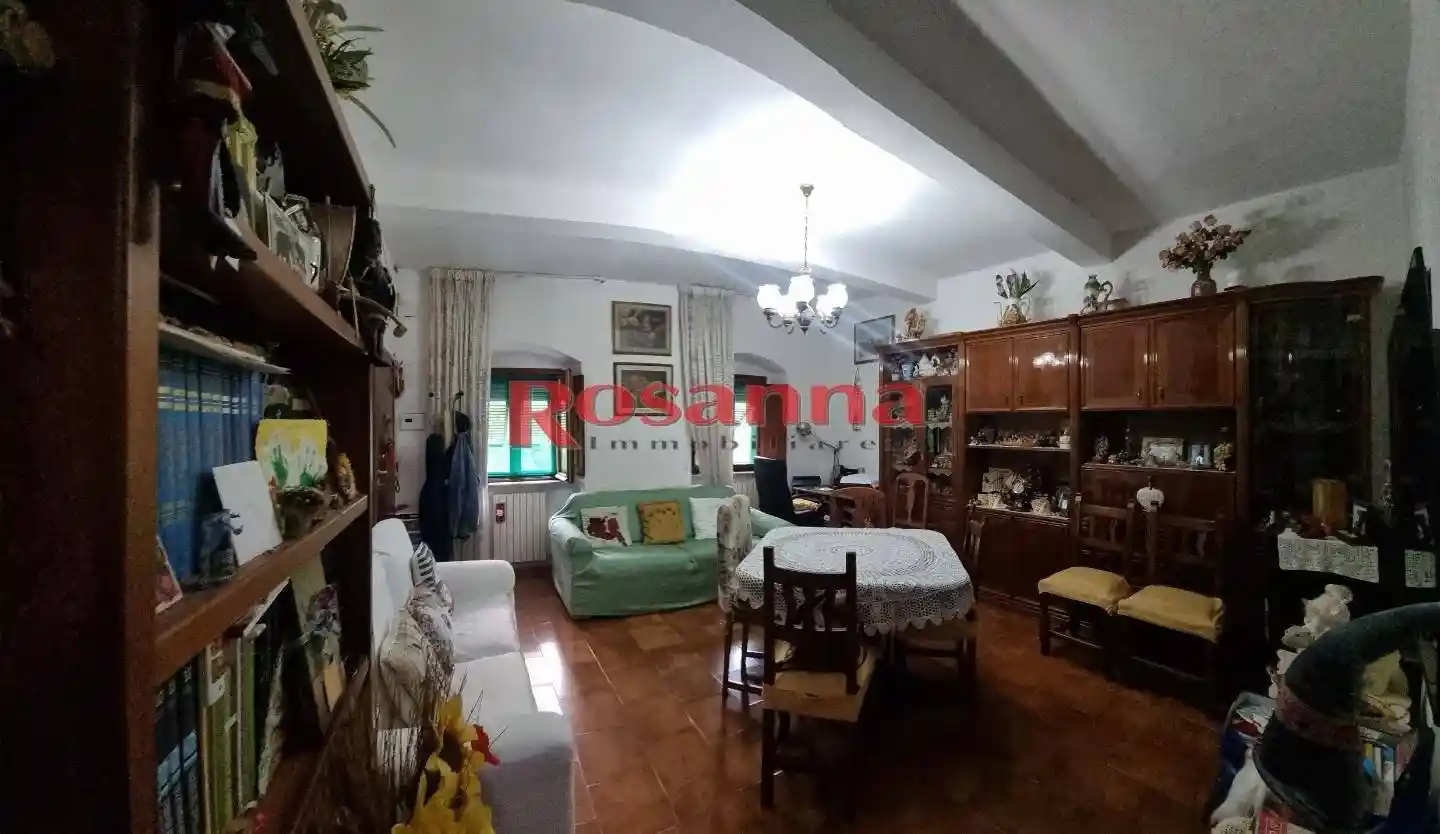 Appartamento in vendita a Livorno