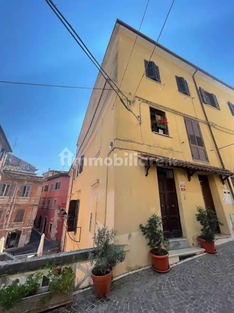 Appartamento in vendita a Frosinone