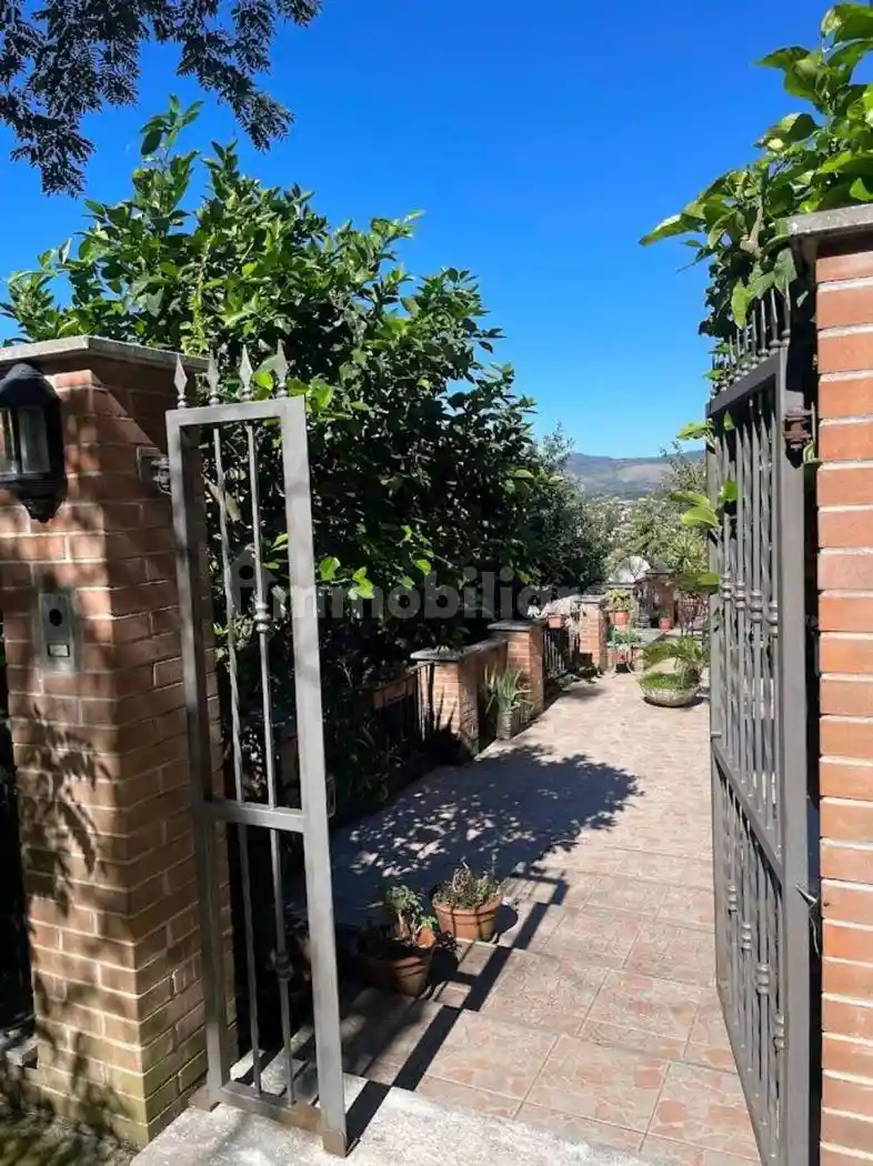 Villa in vendita a Frosinone