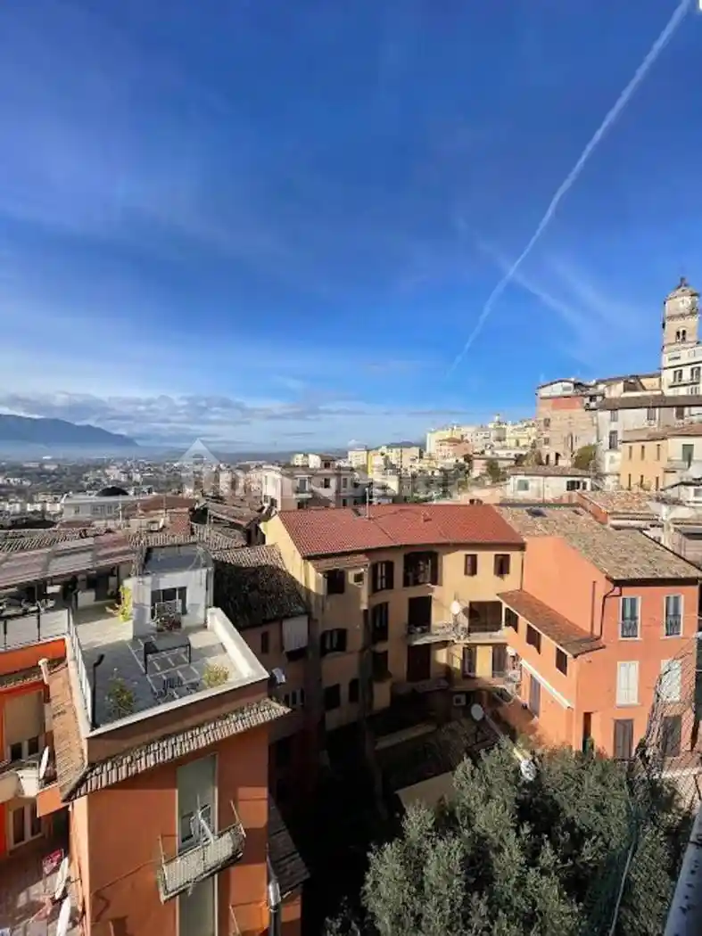 Appartamento in vendita a Frosinone