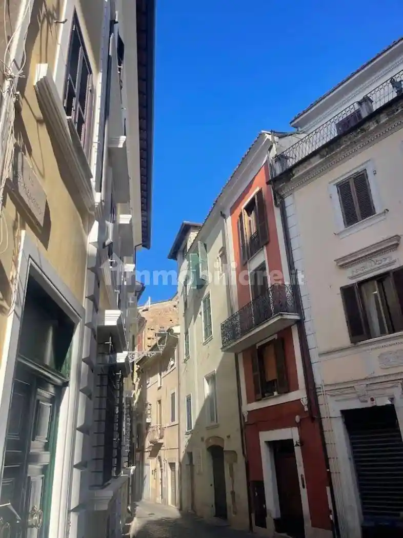 Appartamento in vendita a Frosinone