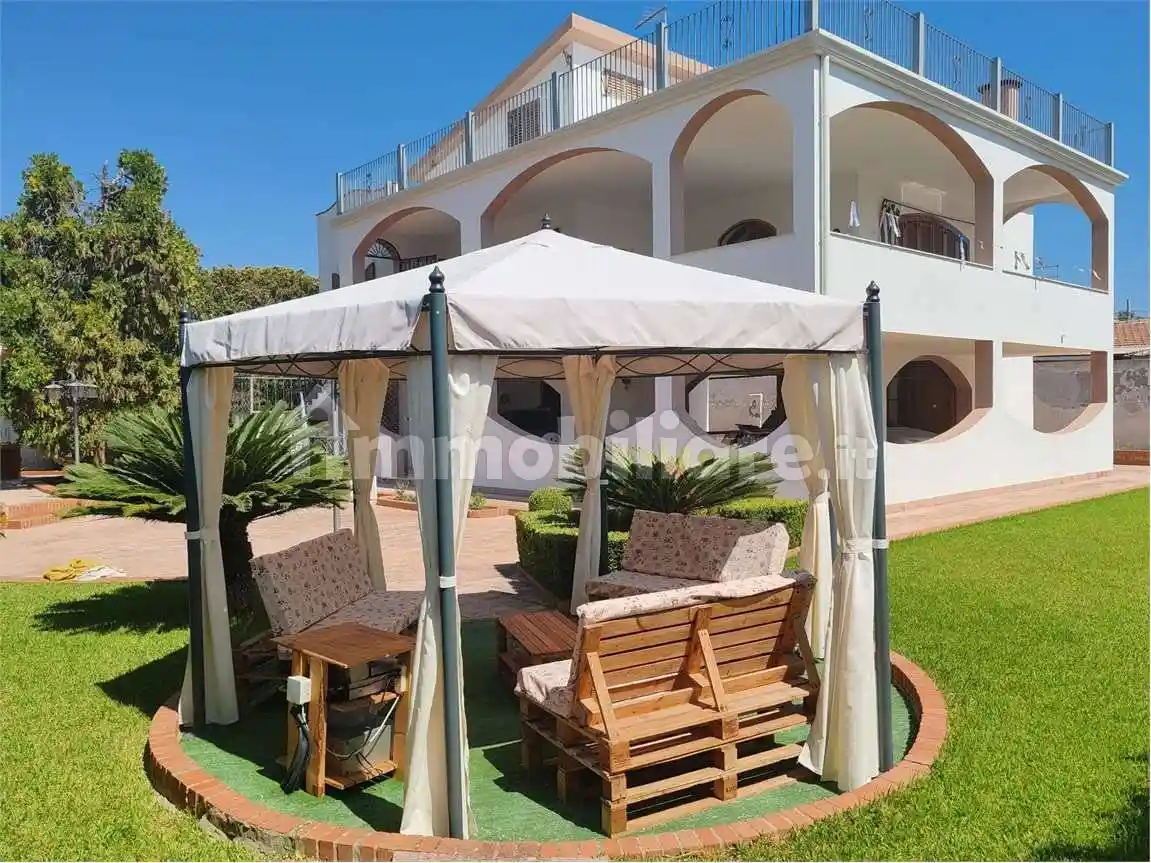 Villa in affitto a Siracusa