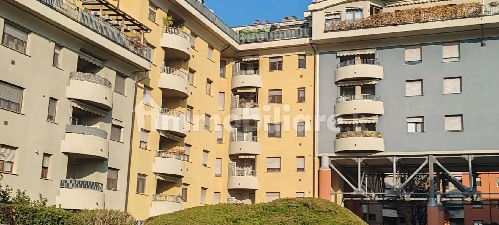 Appartamento in vendita a Vanzago