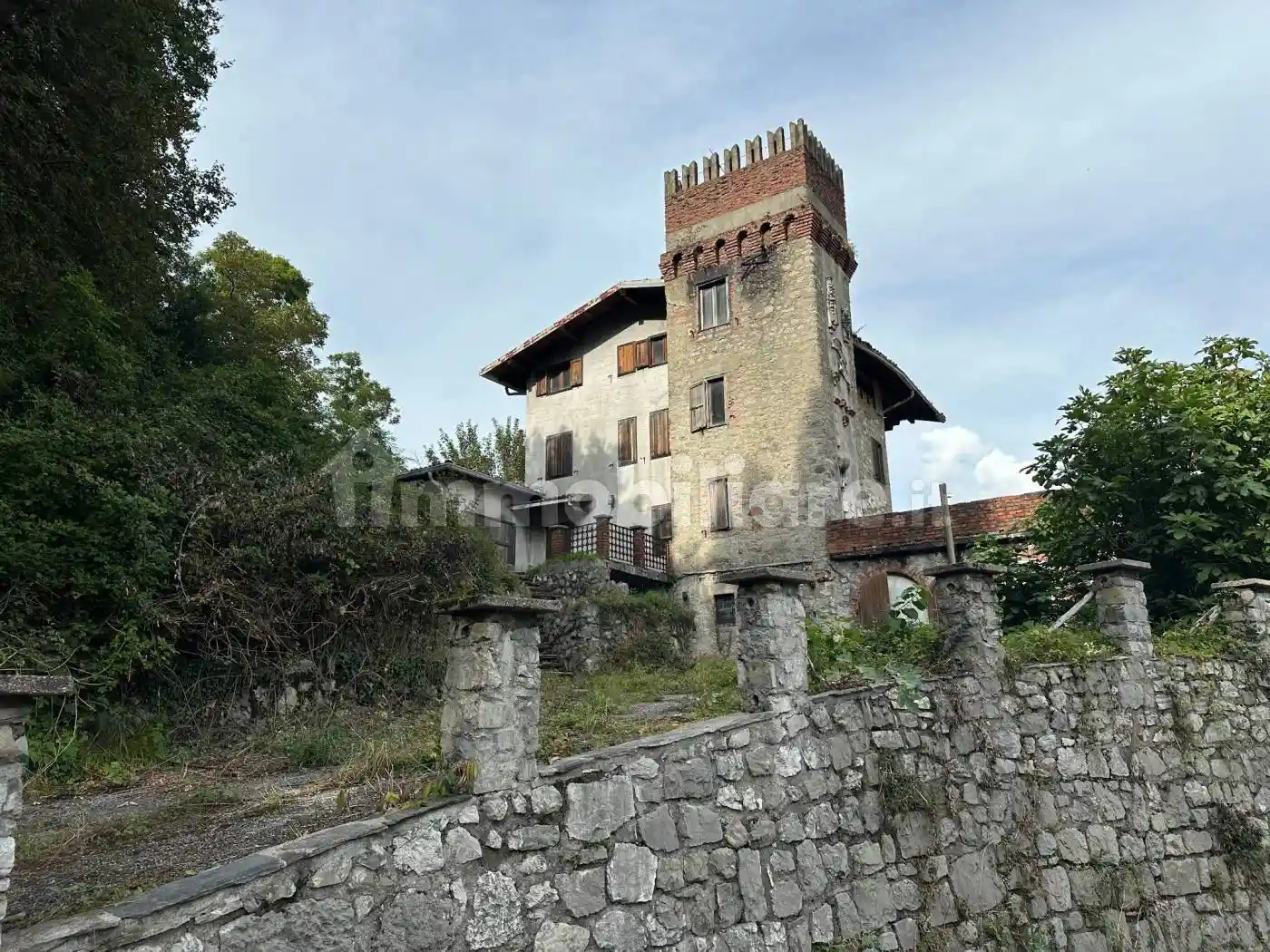 Villa in vendita a Barni