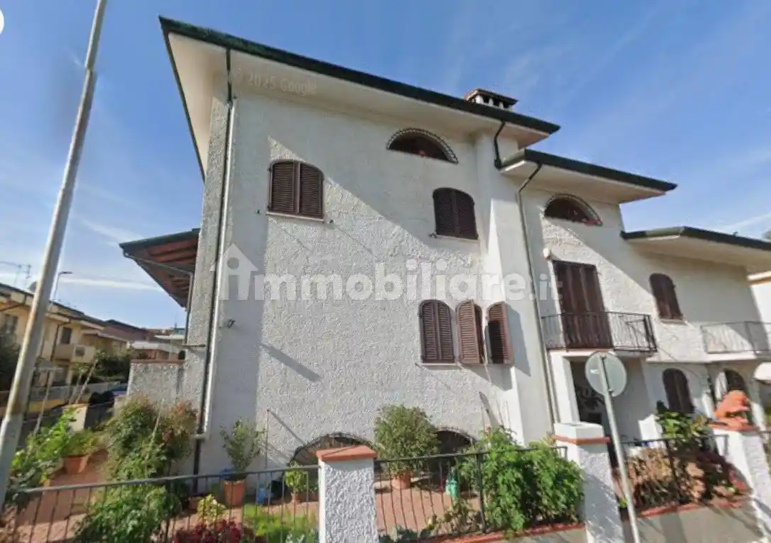 Villa in vendita a Viareggio