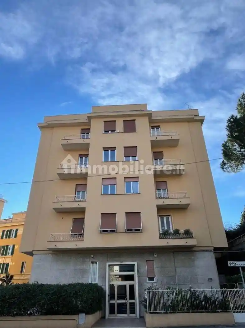 Appartamento in vendita a Genova