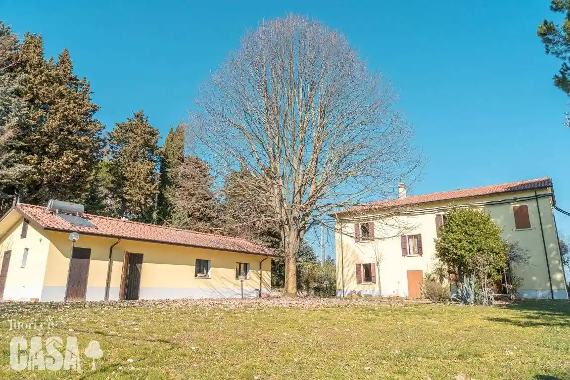 Villa in vendita a Roncofreddo