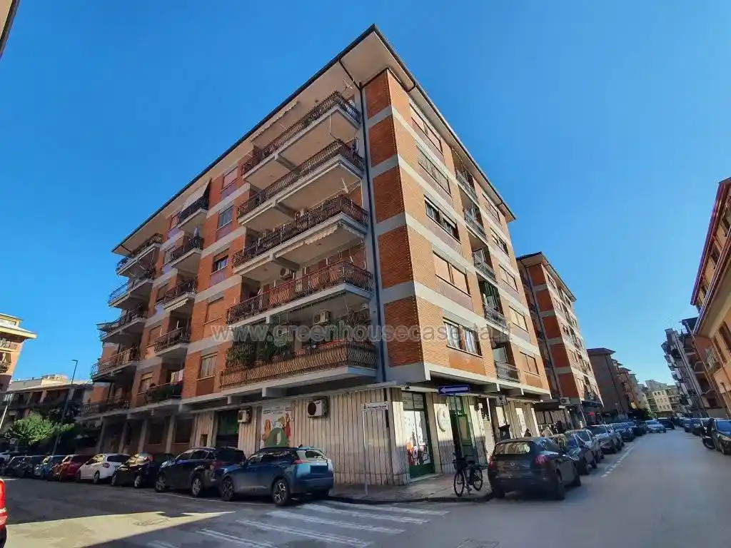 Appartamento in vendita a Caserta