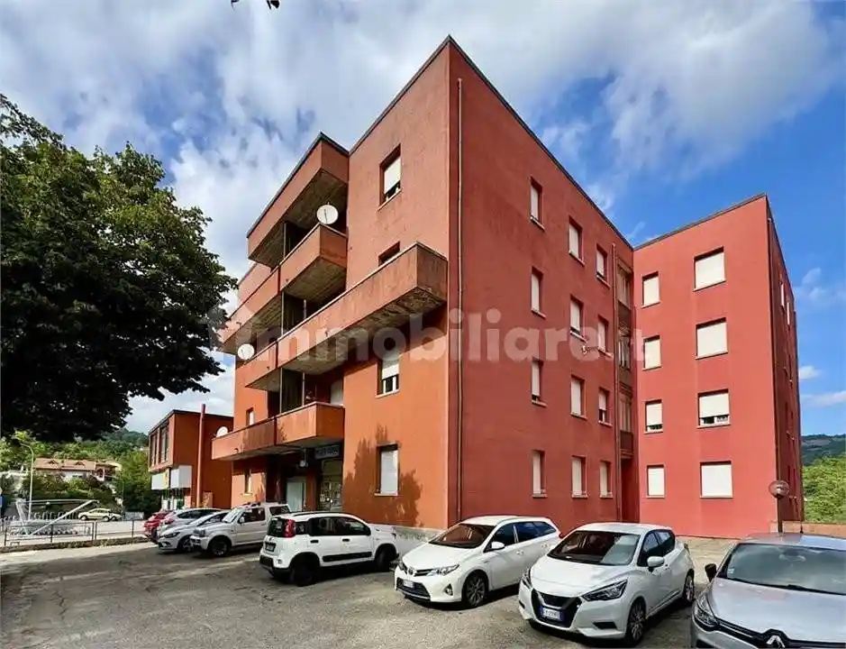 Appartamento in vendita a Alto Reno Terme