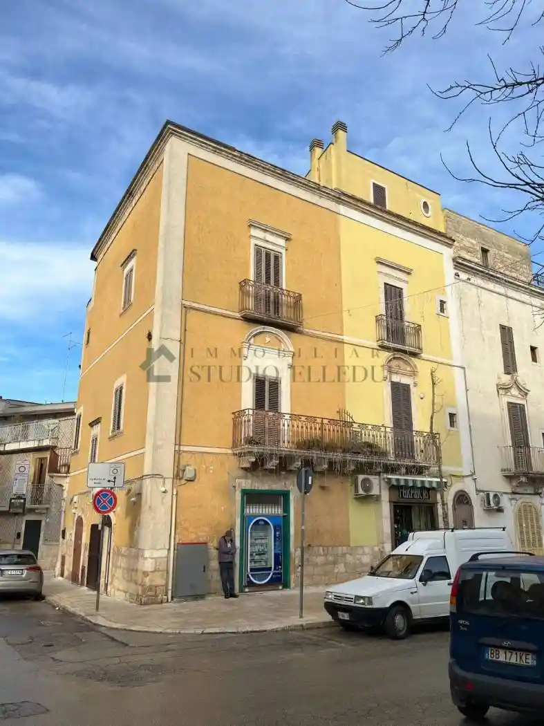 Casa indipendente in affitto a Sannicandro di Bari