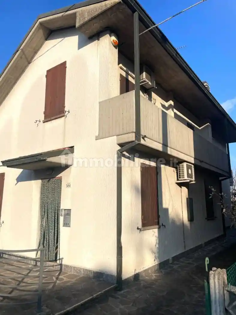 Villa in vendita a Cesena