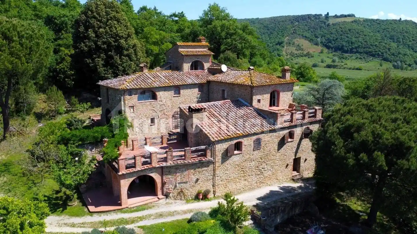 Rustico - Casale in vendita a Sinalunga