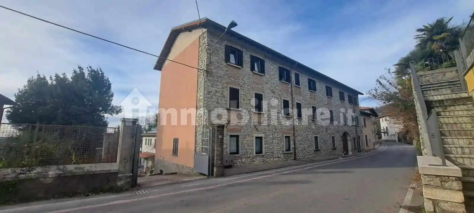 Appartamento in affitto a Saltrio