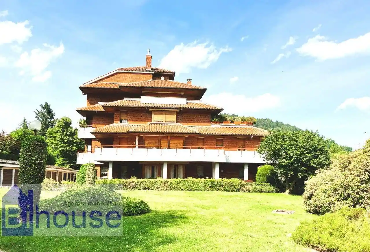 Appartamento in affitto a Pollone