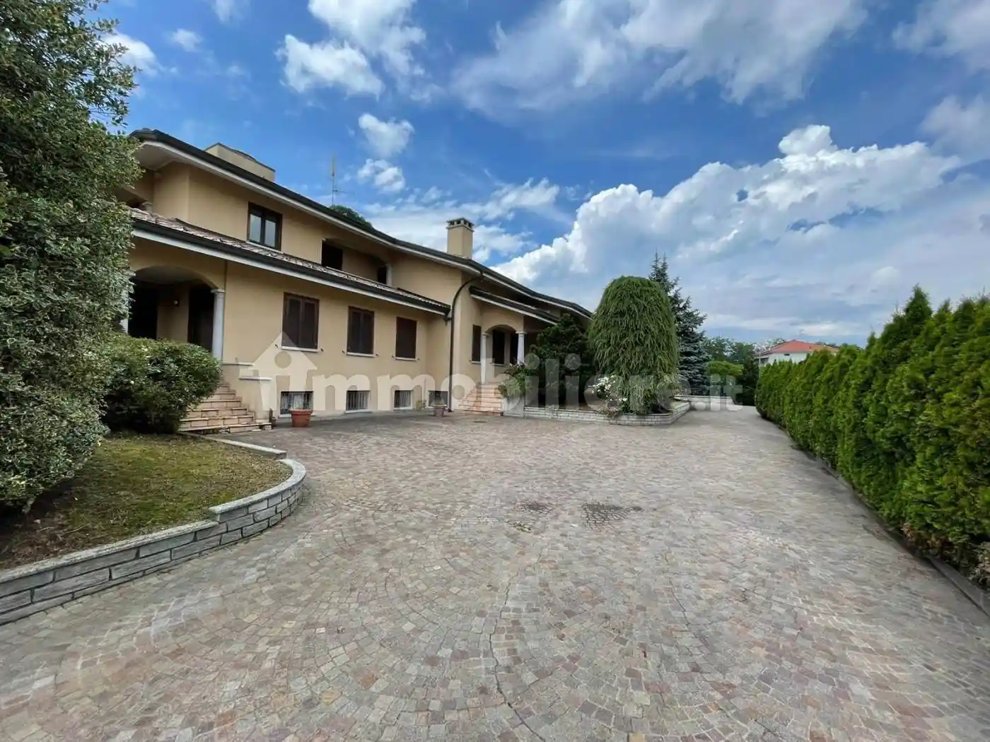 Villa in vendita a Gozzano