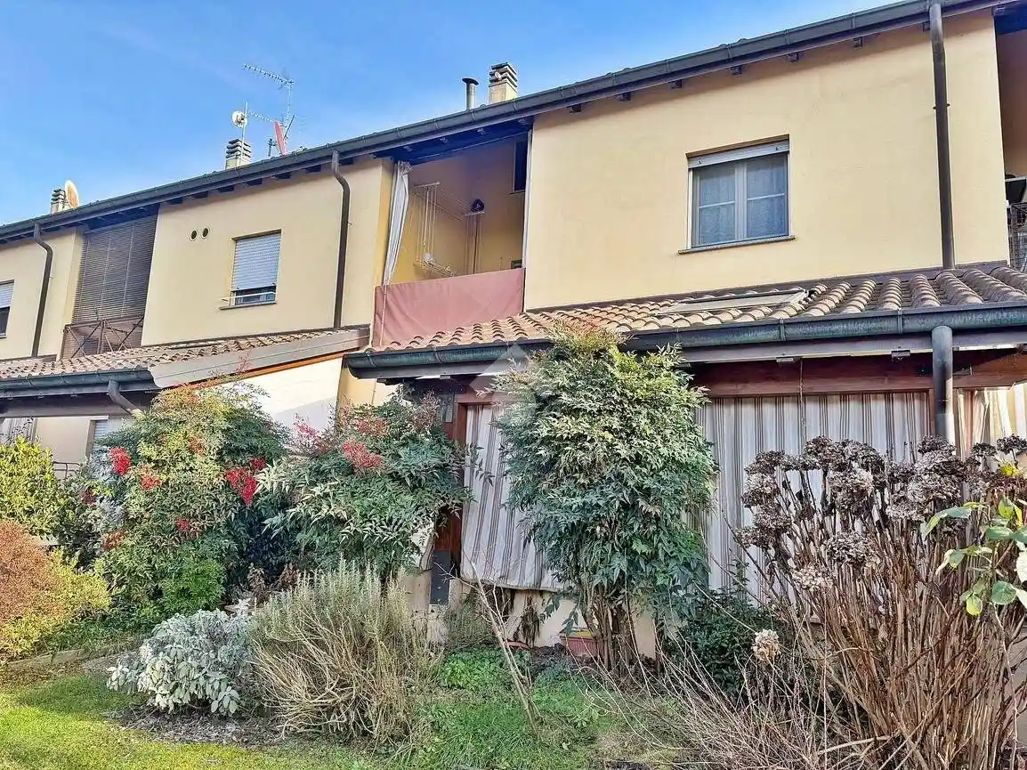 Villetta a schiera in vendita a Taino