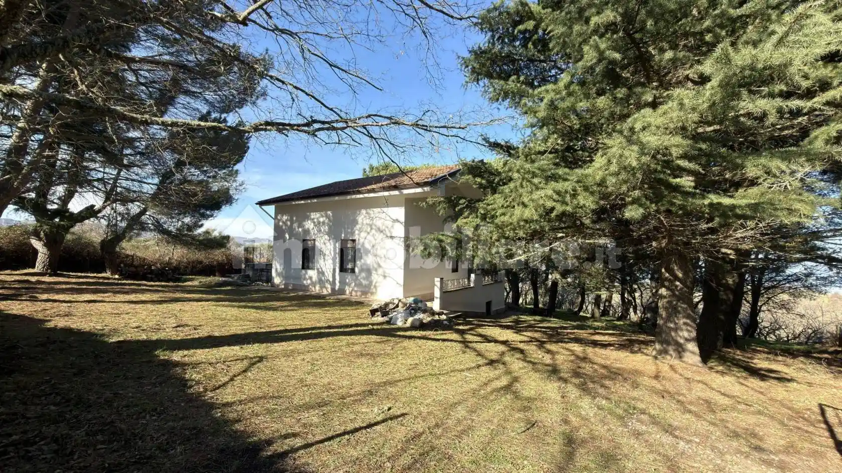 Villa in vendita a Montalbano Elicona