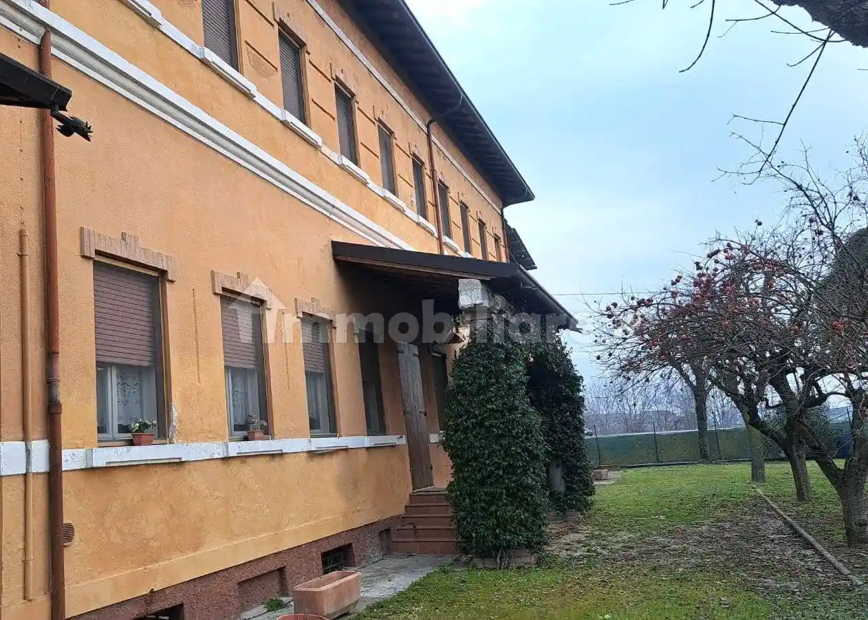 Villa in vendita a Moglia