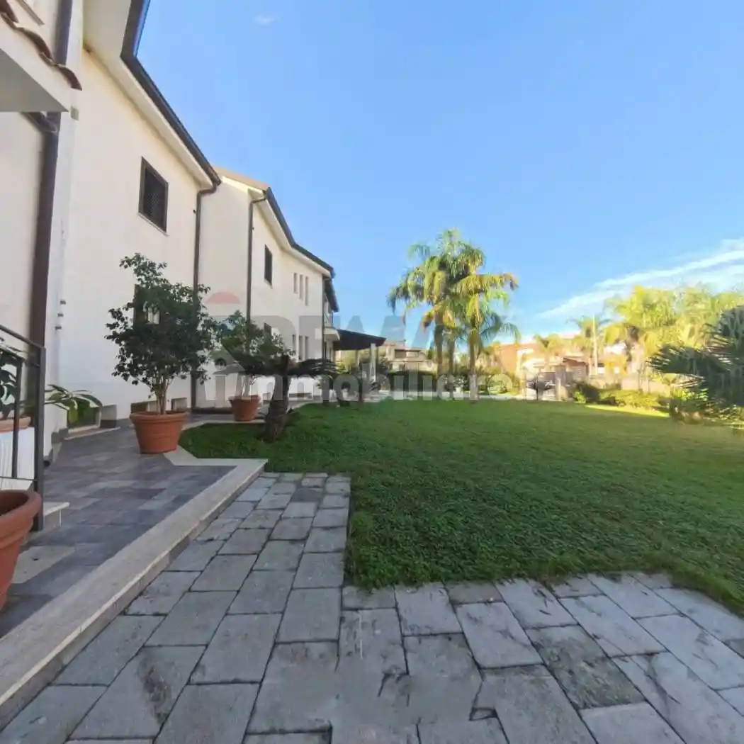 Appartamento in vendita a Carini