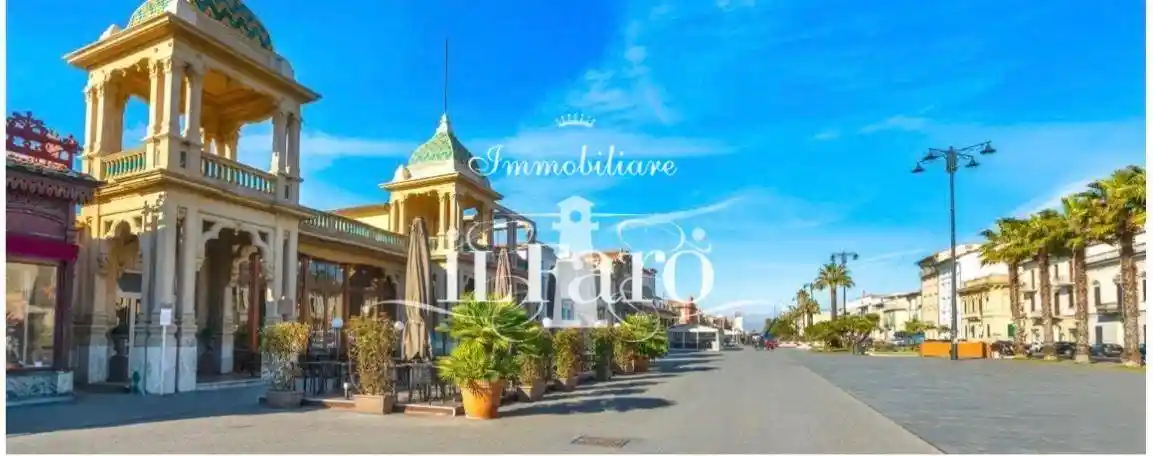 Casa indipendente in vendita a Viareggio