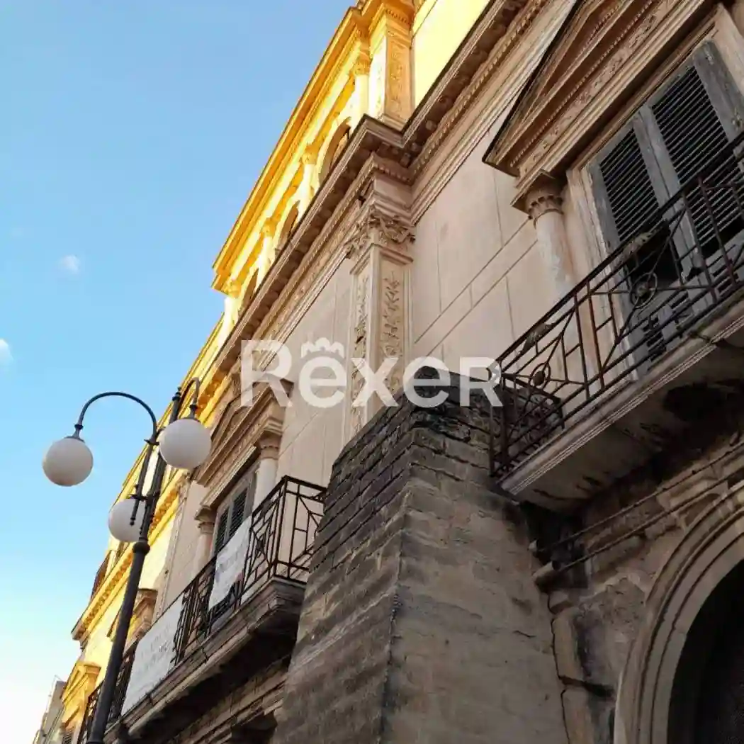 Palazzo - Edificio - foto 2