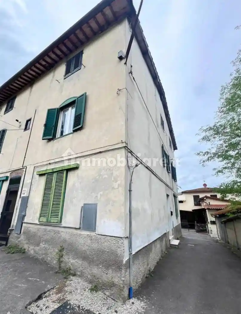 Appartamento in vendita a Cavriglia