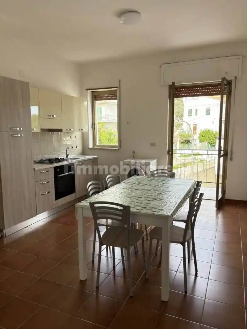 Appartamento in vendita a Montegiordano