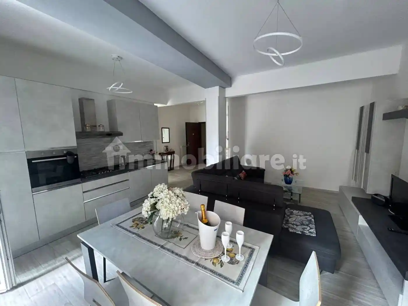 Appartamento in vendita a Rapallo