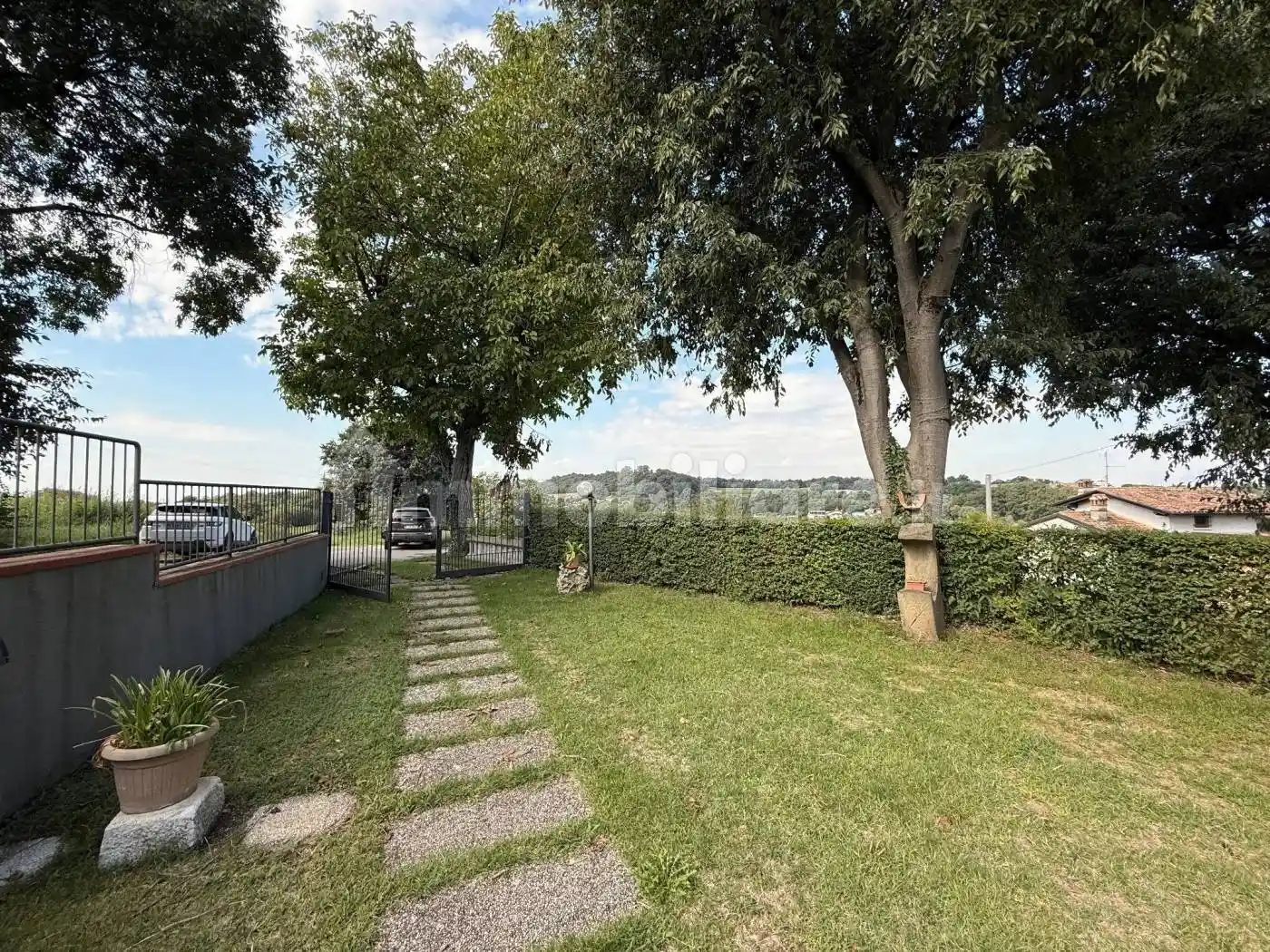 Casa indipendente in vendita a Lonato del Garda