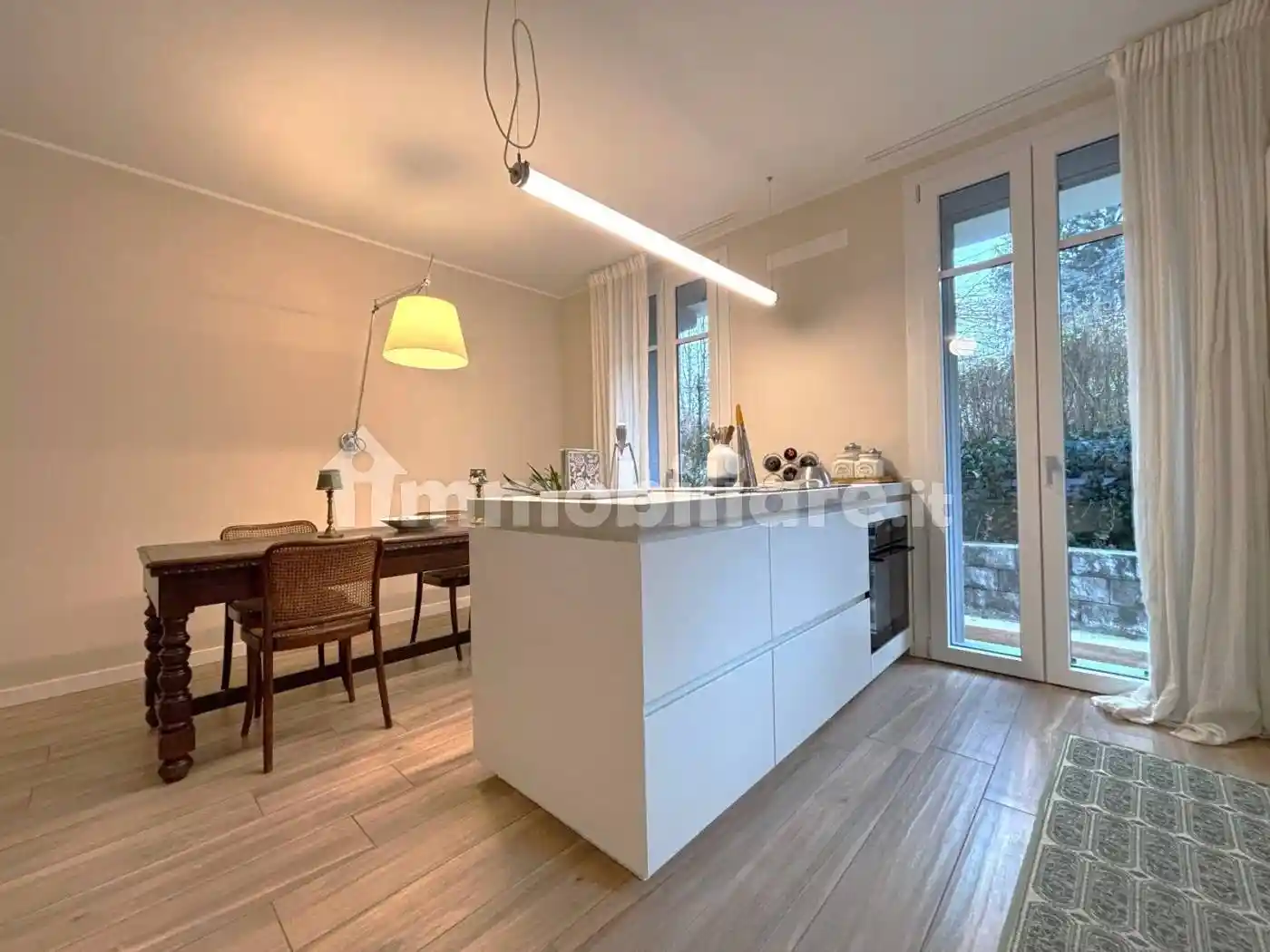 Appartamento in vendita a Verano Brianza