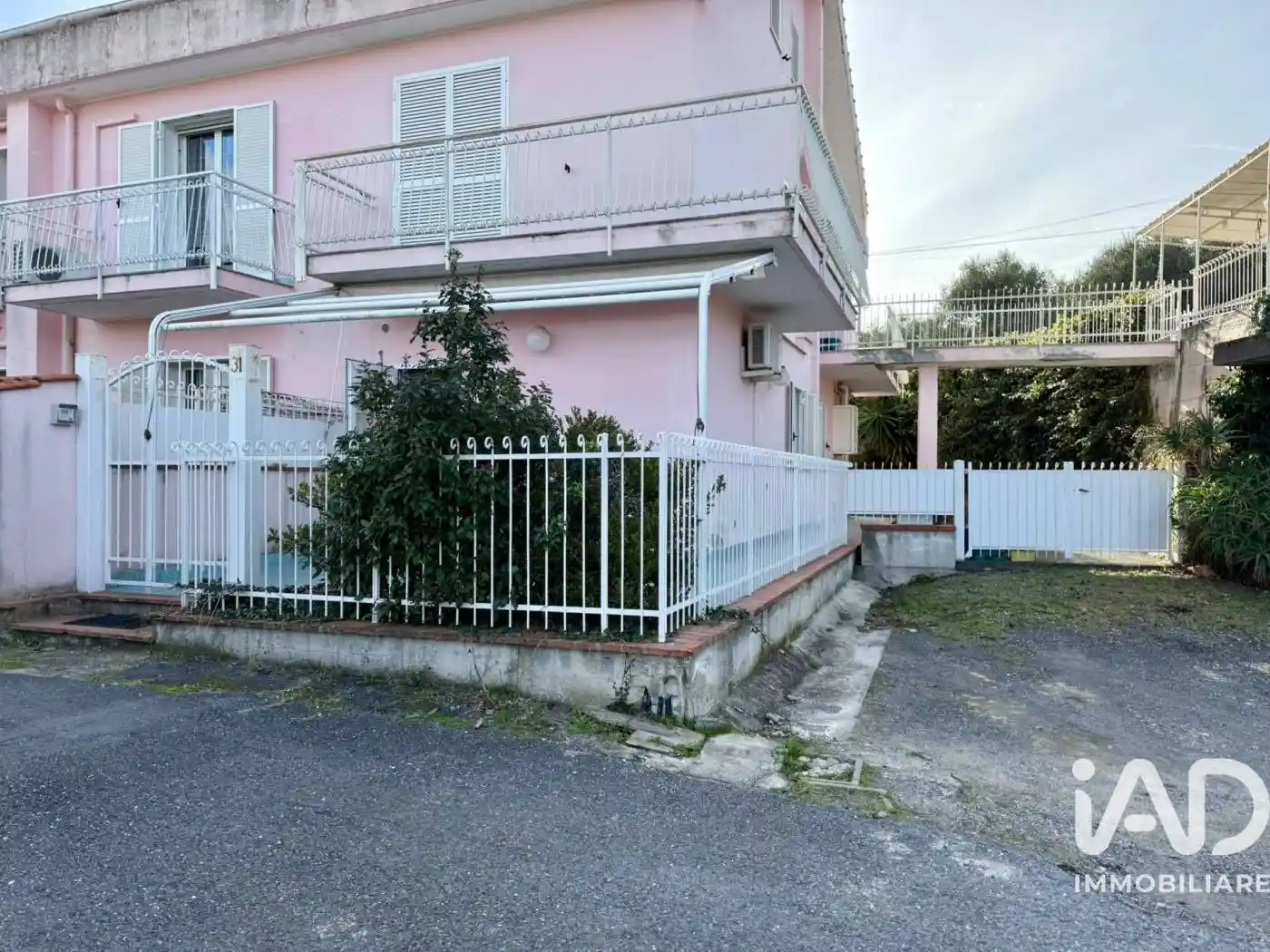 Appartamento in vendita a Imperia