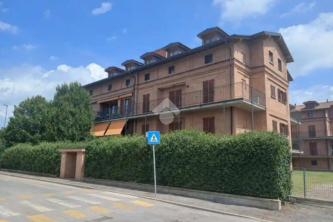 Appartamento in vendita a Vernate