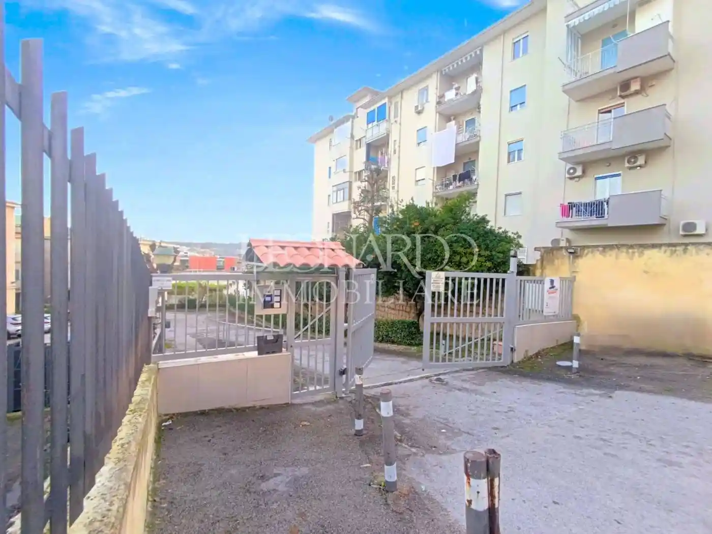 Appartamento in vendita a Napoli