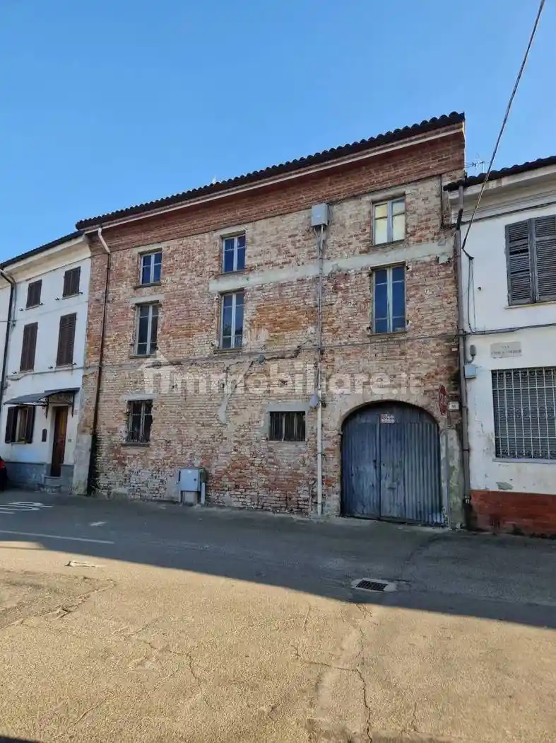 Villa in vendita a Castellazzo Bormida