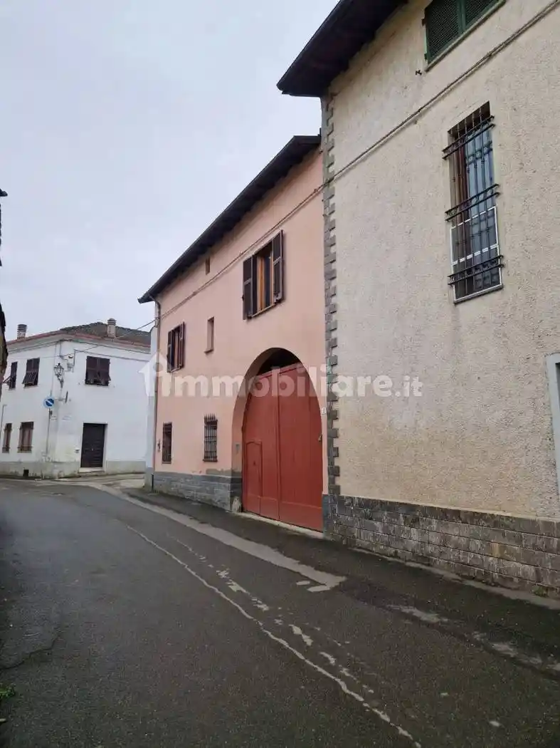 Villa in vendita a Basaluzzo