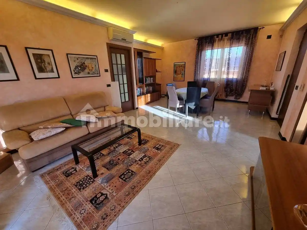 Villa in vendita a Limbiate