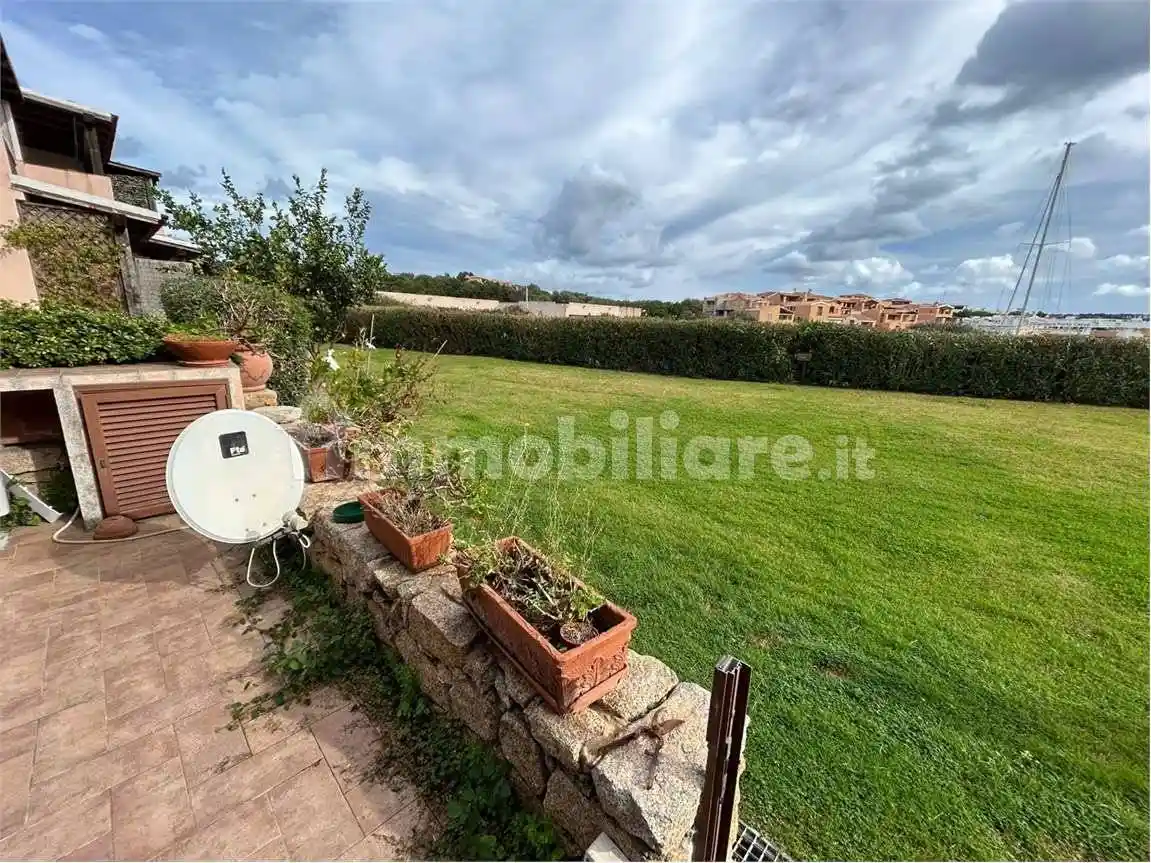 Appartamento in vendita a Arzachena