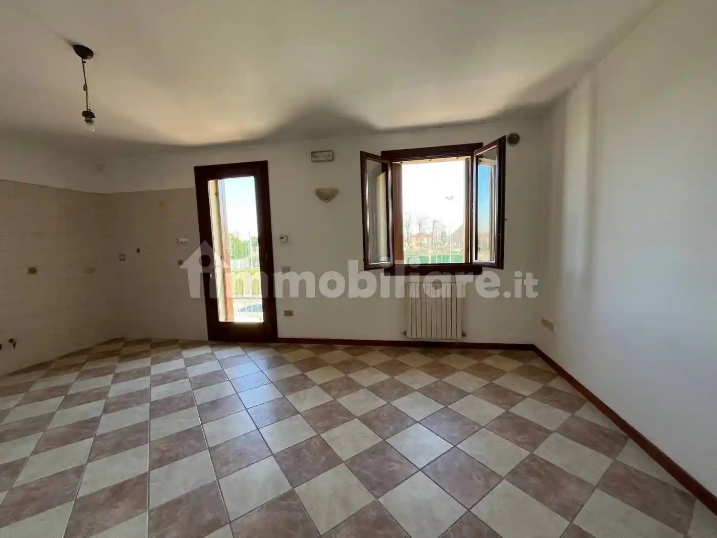 Appartamento in vendita a Massanzago