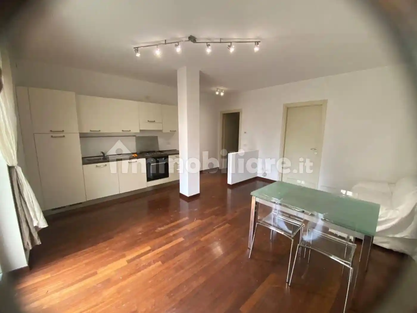 Appartamento in vendita a Piacenza