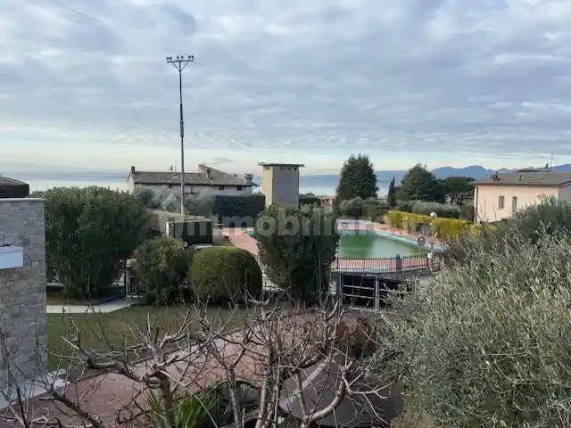 Villa in vendita a Bardolino